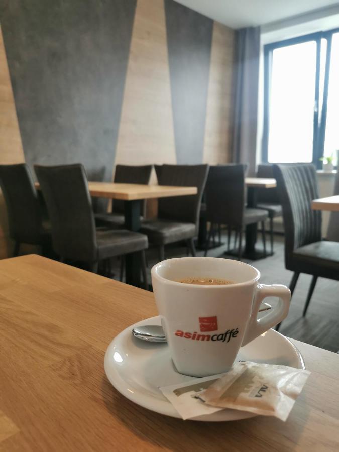 Ala Hotel Bystrice nad Pernstejnem Exterior foto